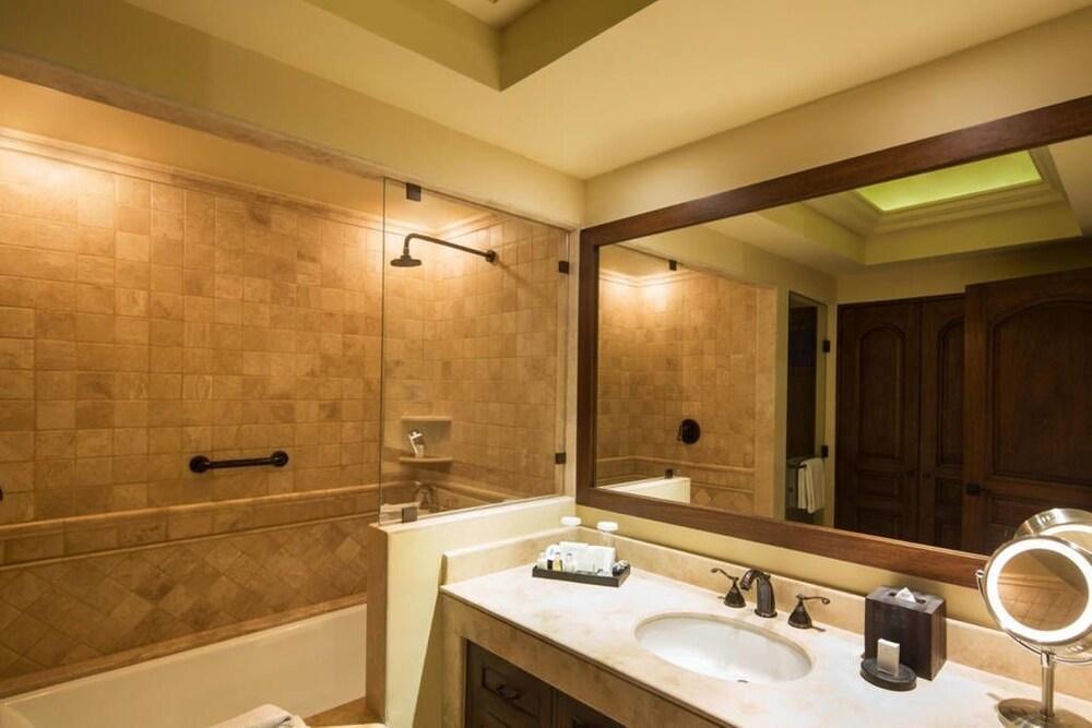 3 Bedroom Oceanview Luxury By Evb Rocks Apartment *